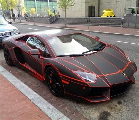 TRON Lamborghini Aventador | geekynpopculture2