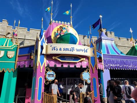 "it's a small world" Overview | Disney's Magic Kingdom Attractions - DVC Shop