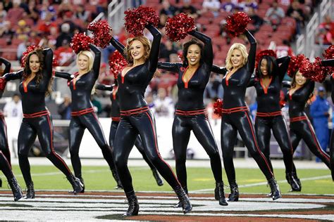 Pro Cheerleader Heaven: Did You See the 49ers Cheerleaders' Uniforms in Week 1?