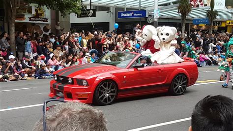 Auckland Santa parade (part2) 4K - YouTube