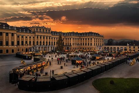 Christmas Market and Concert at Schönbrunn Palace in Vienna