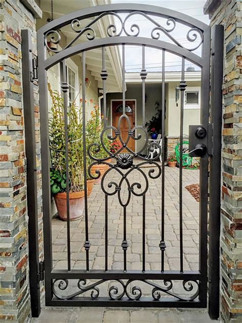 yards small single wrought iron gate. | Iron gate design, Wrought iron ...