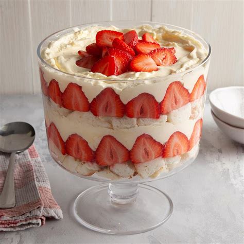 How to Make Trifle: Recipe + Step-by-Step Guide