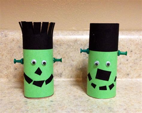 Preschool Halloween Craft - Toilet Paper Roll Frankenstein Halloween Crafts Preschool, Classroom ...