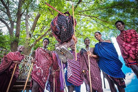 The Culture Of Tanzania | Traditional dresses, Western outfits, Culture