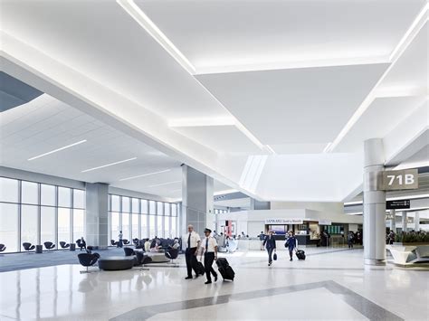 SFO Terminal 3 East - Hensel Phelps