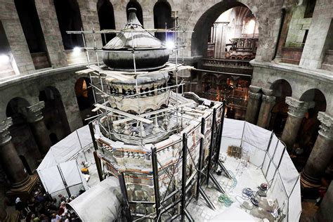 Jesus's tomb opened for first time in centuries - World - DAWN.COM