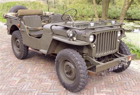 1943 Willys MB Army Jeep, perfect restoration : r/WeirdWheels