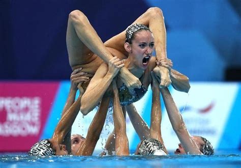 PsBattle: Synchronized Swimmers | Funny pictures fails, Funny photoshop ...