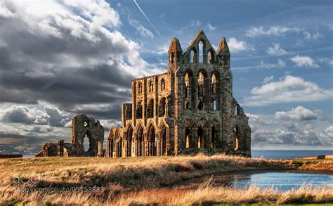 Whitby Abbey, a Ruined Benedictine abbey overlooking the North Sea in England [2048 x 1268] by ...