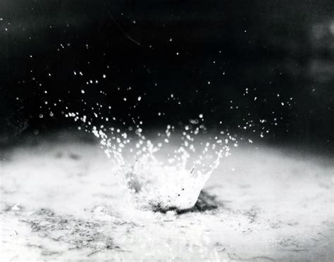 00-00-0000 Highspeed splash photgraph of raindrop erosion-0001 ...