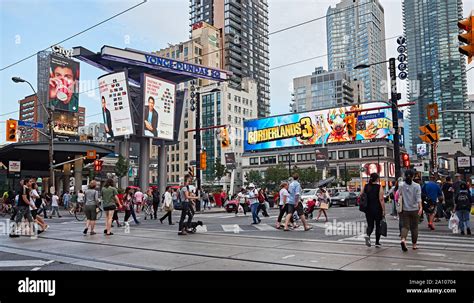 Yonge Street in Toronto Stock Photo - Alamy