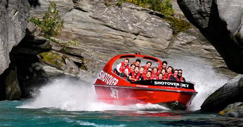 Shotover Jet | Experiences | Driftaway Queenstown - Driftaway Queenstown