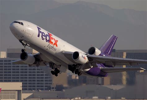 Fed Ex MD10- Departure-3.jpg