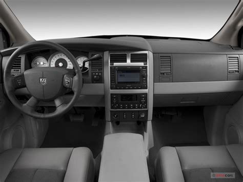 2007 Dodge Durango - Information and photos - MOMENTcar