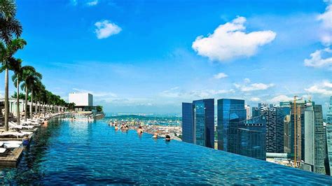 Movers Move: Infinite Pool, Hotel Marina Bay Sands, Singapore