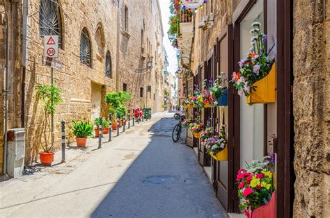 An Insider’s Guide to Taranto, Italy | Celebrity Cruises