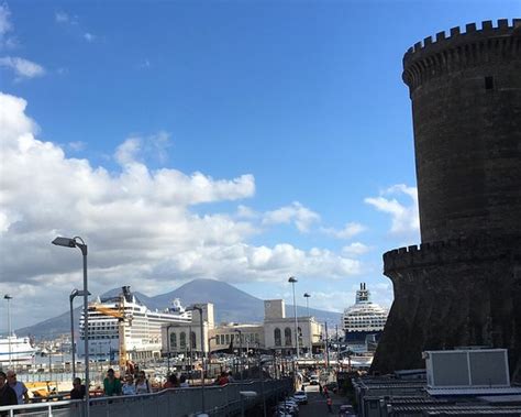 Stazione marittima di Napoli di Cesare Bazzani - architettura di regime (Naples) - 2020 All You ...