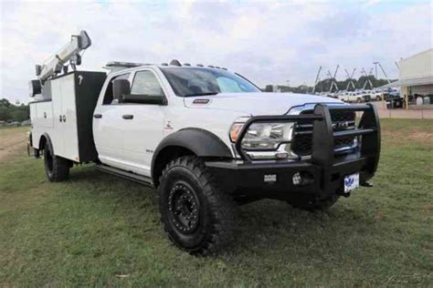 RAM 5500 Crew Cab (2020) : Utility / Service Trucks