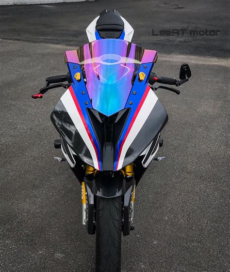 Yamaha YZF-R15 transformed into a BMW S1000RR HP4 Race