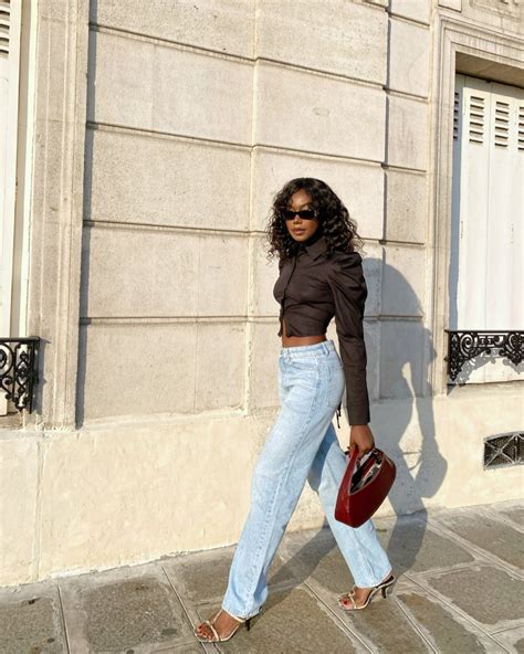 French Women Love the High-Rise Wide-Leg Jeans Trend | Who What Wear UK