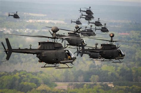 The Aviationist » Record formation of 30 U.S. Army’s Kiowa helicopters ...