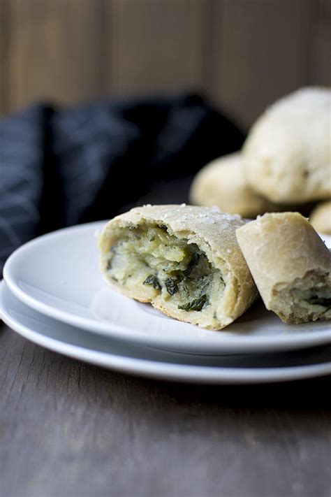 Potato and Spinach Knish (Vegan Recipe) | Cook's Hideout