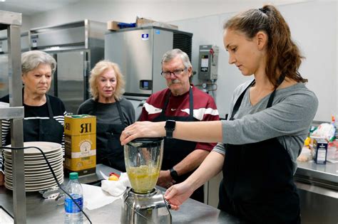 St. Martin’s cooking classes give Houston chefs, budding culinary stars a chance to learn together