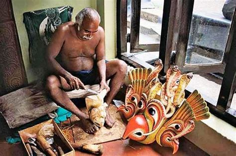 Glimpse into the tradition of arts and crafts of Sri Lanka - Mask