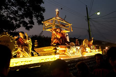 Semana Santa Processions in Antigua, Guatemala • Choosing Figs