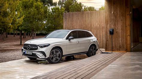 Mercedes says new GLC hybrid SUV could provide an all-electric daily commute