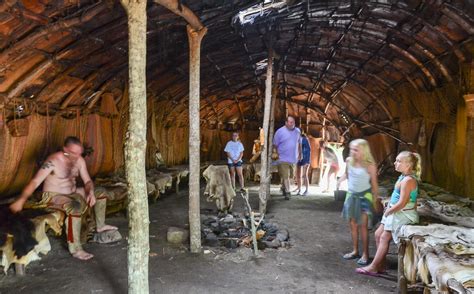 Inside the Long House - Wampanoag Homesite - Plimoth Plantation - Plymouth MA - Albany Kid ...