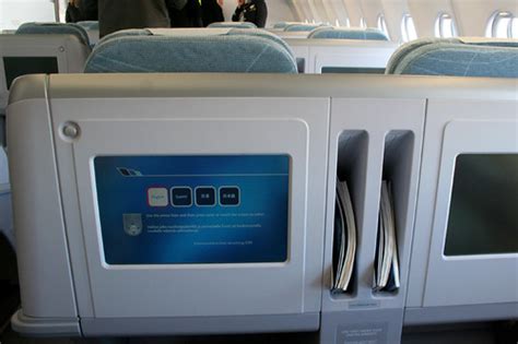 business flight: finnair airbus a333 cabin interior photos