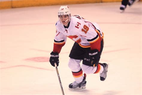 Watch: Flames' Matthew Tkachuk nets silky between-the-legs goal - UPI.com