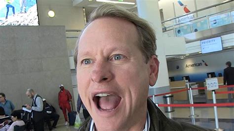 Carson Kressley Praises PBS Kids' 'Arthur' For Showing Gay Wedding