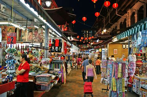 5 Best Night Markets in Singapore - Where to shop at night in Singapore