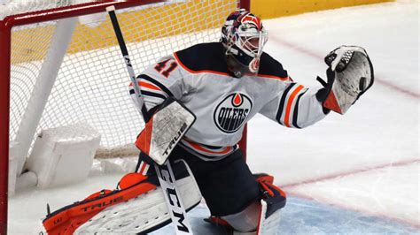 Oilers, goalie Mike Smith progressing on new contract | Yardbarker