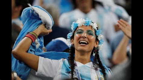 Argentina fans celebrate after dramatic World Cup win vs Nigeria - YouTube