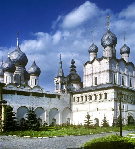 The Kremlin of Rostov the Great: Last Masterpiece of medieval Russia ...