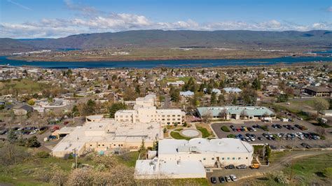 In Columbia Gorge, A Small Hospital Turns To A Big System For Help | The Lund Report