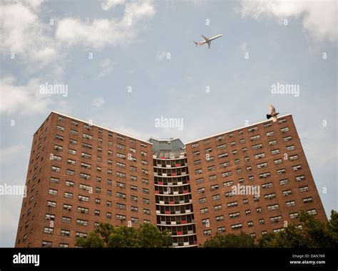 Manhattanville housing project in Harlem in New York Stock Photo - Alamy