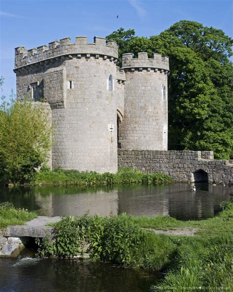 England, Shropshire, Whittington. Whittington Castle. | Castle, English ...