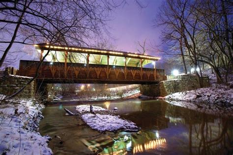 10 Enchanting Missouri Towns That Feel Like You’ve Fallen Into A Snow Globe