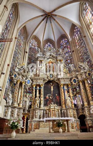 ERFURT, GERMANY - OCTOBER 4, 2010: Interior of St. Mary's Cathedral in Erfurt, Thuringia ...