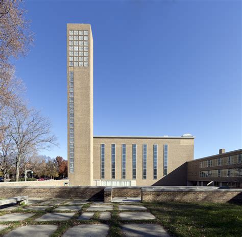 First Christian Church, Columbus IN (1942) | Eliel Saarinen | Image : Carol M. Highsmith Archive ...