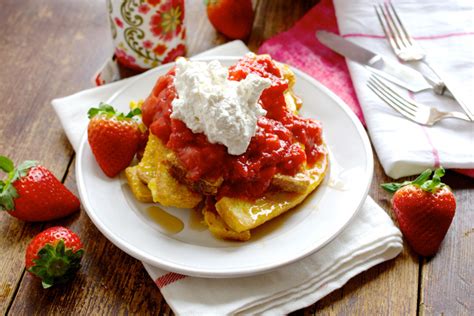 French Toast with Caramelized Strawberry Sauce & Whipped Cream - Ciao Chow Bambina