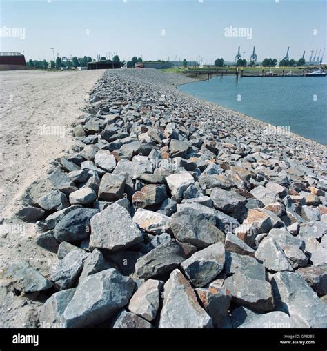 Dike Construction Stock Photo - Alamy