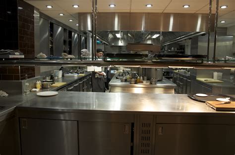 Effective Restaurant Kitchen Design | Caterline