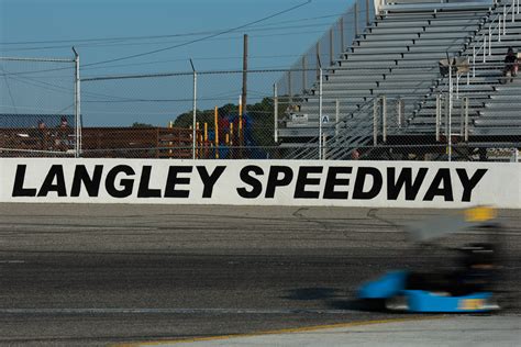 Langley Speedway hosts Military Appreciation Night > Joint Base Langley-Eustis > Article Display