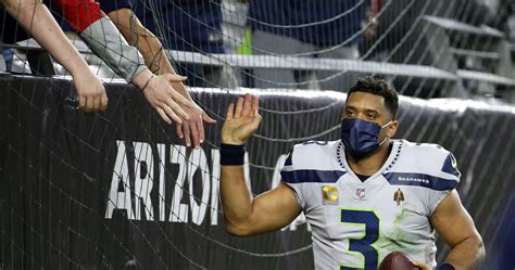 Russell Wilson Rumors: Seahawks QB Wants to Explore Options; Hasn't ...